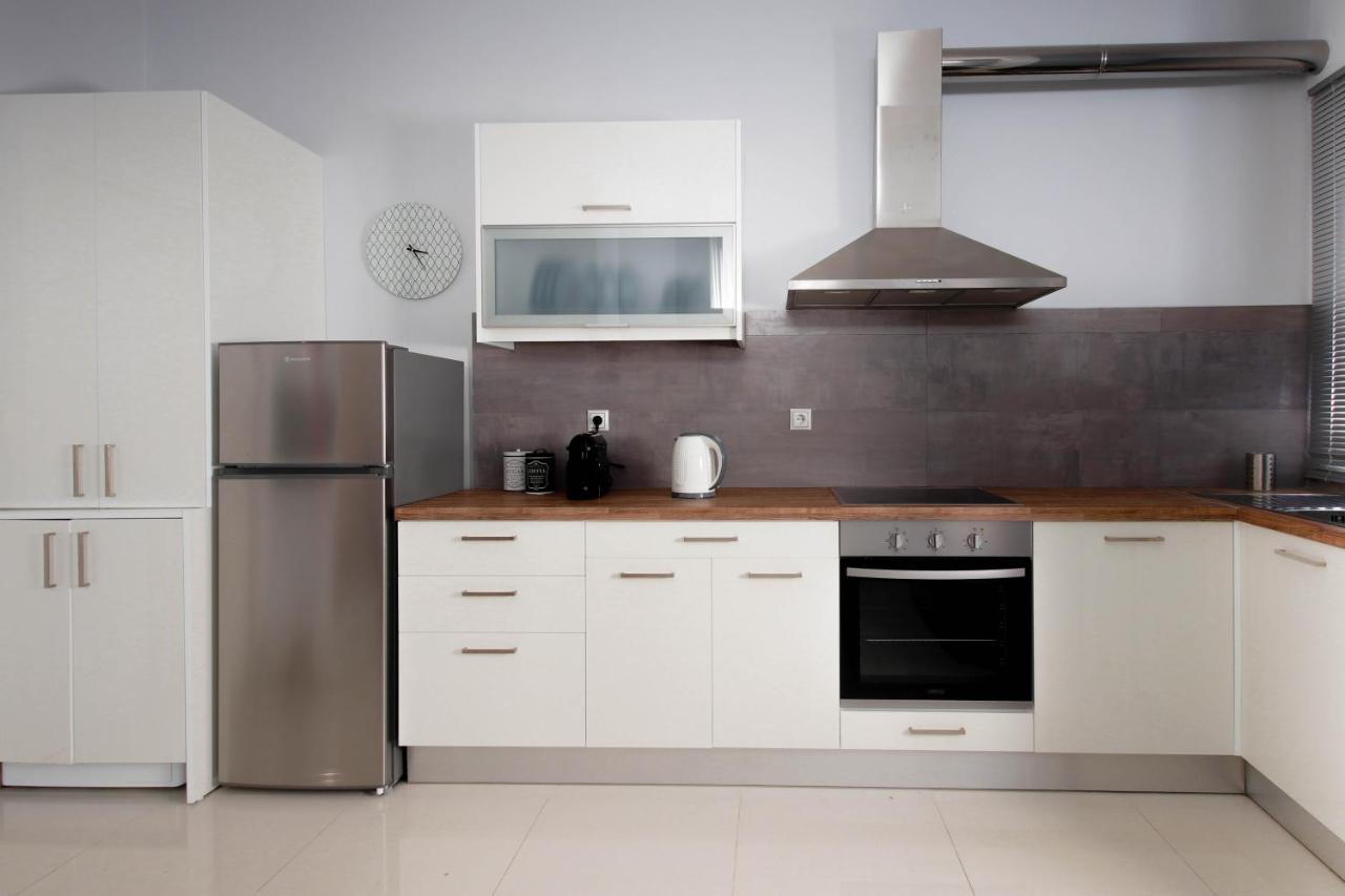 Twin Lofts Ταξιαρχών, A Kalamatastay Property Exterior photo