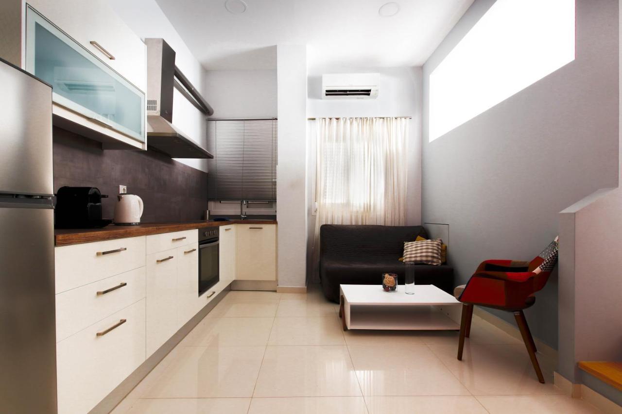 Twin Lofts Ταξιαρχών, A Kalamatastay Property Exterior photo